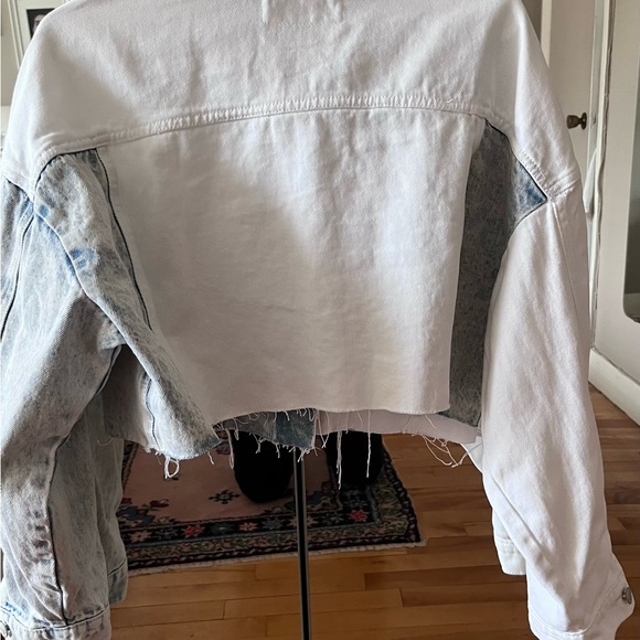 Cropped Jean jacket - Picture 2 of 7